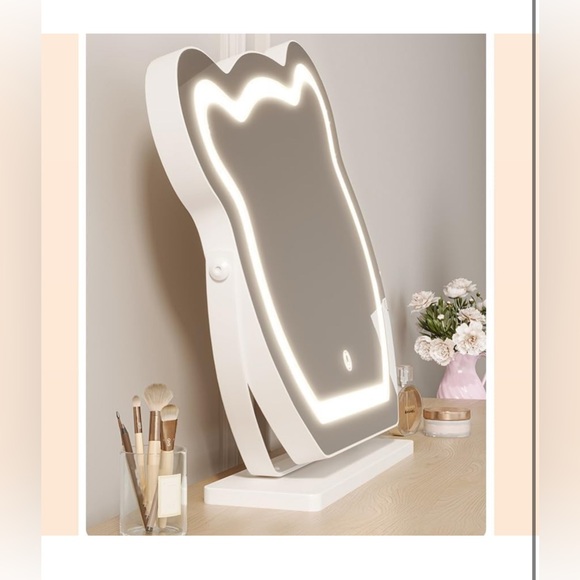 Vanity Mirror W Lights Bear Shape Hollywood Mirror NWT - Picture 7 of 9